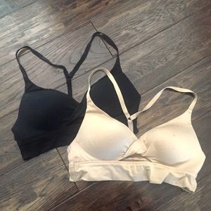 Victoria’s Secret No-Wire Uplift bra bundle